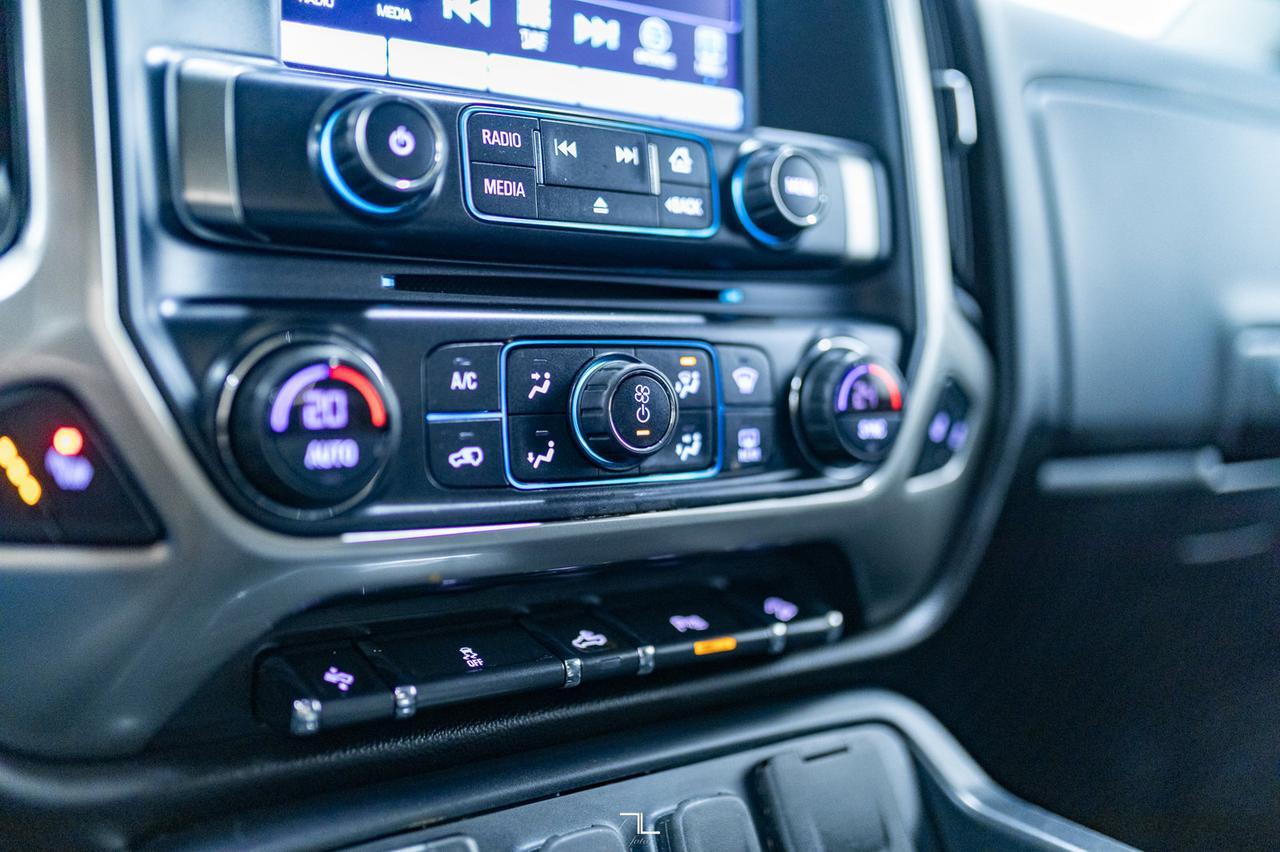 2018 Chevrolet Silverado 1500 4x4 Crew Cab LT Z71 BCam Red Deer AB