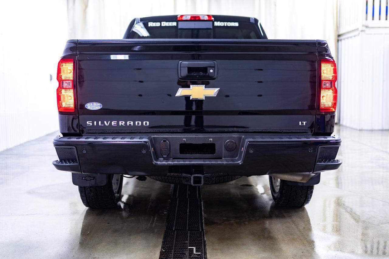 2018 Chevrolet Silverado 1500 4x4 Crew Cab LT Z71 BCam Red Deer AB