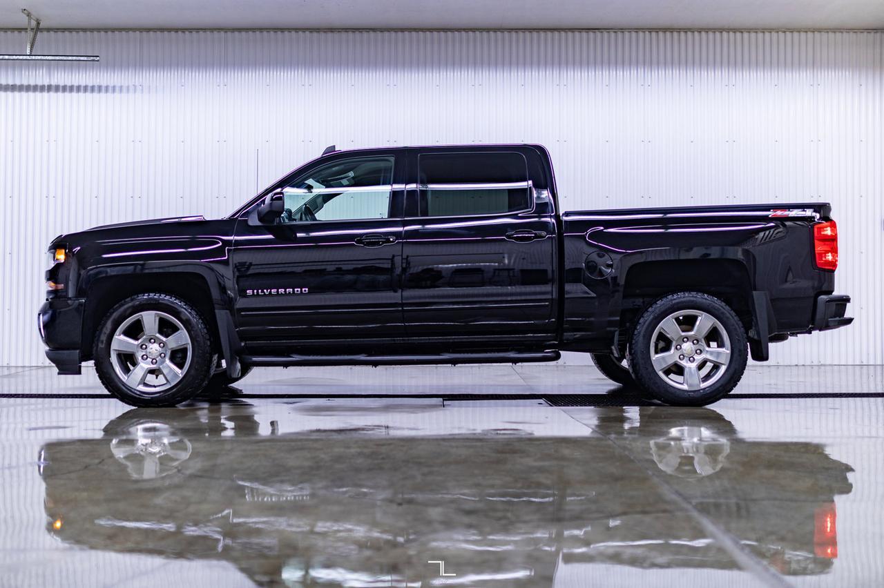 2018 Chevrolet Silverado 1500 4x4 Crew Cab LT Z71 BCam Red Deer AB