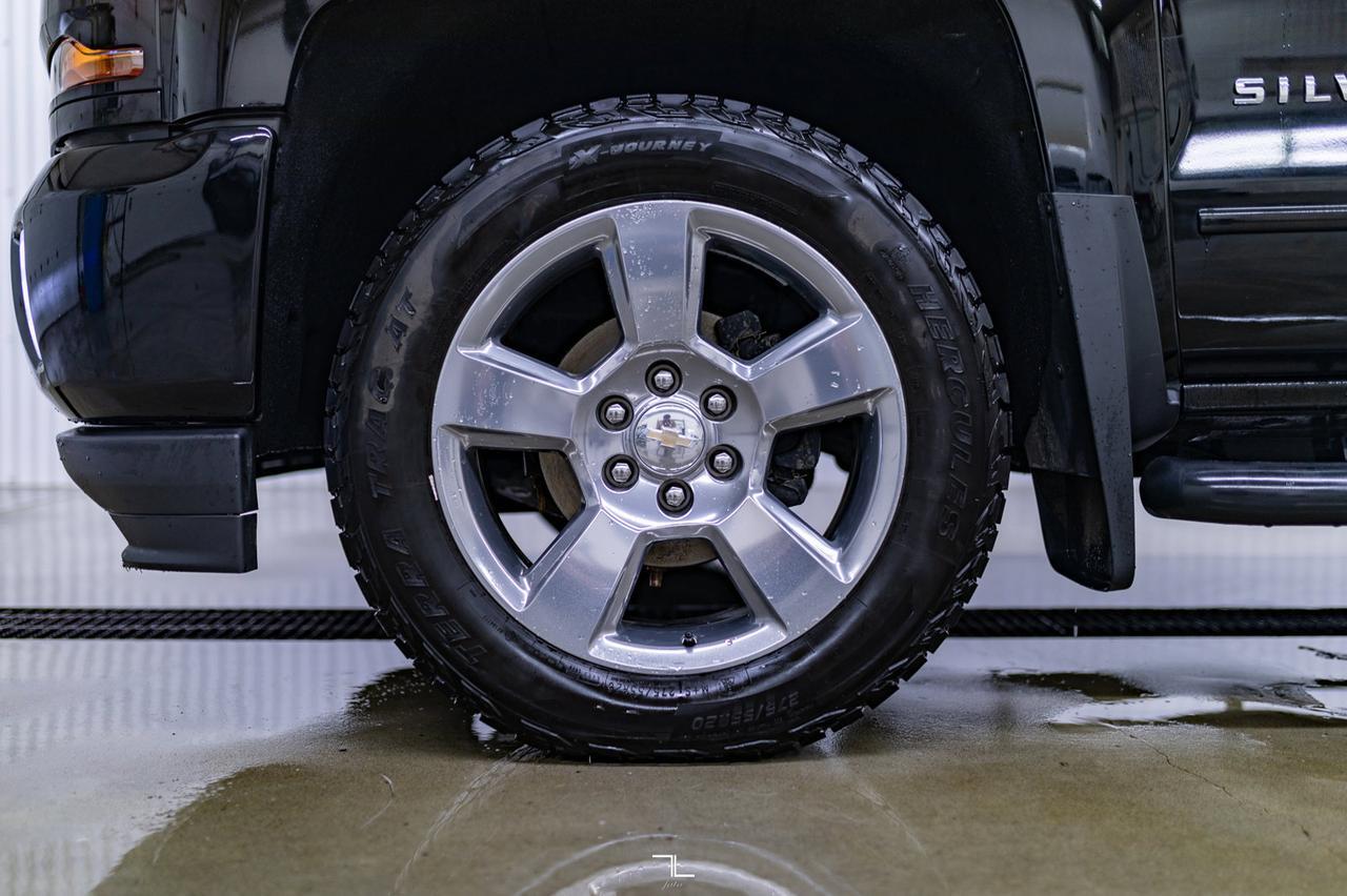 2018 Chevrolet Silverado 1500 4x4 Crew Cab LT Z71 BCam Red Deer AB