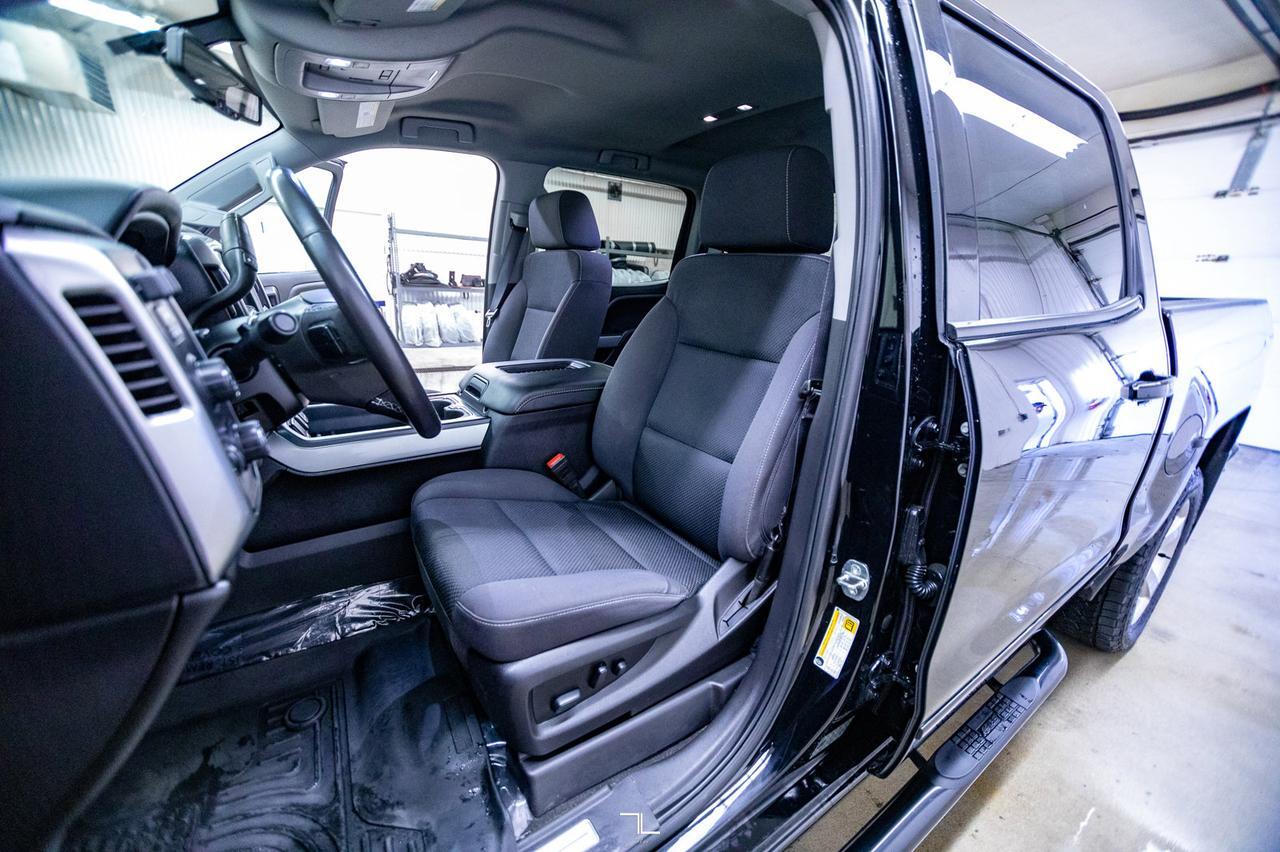 2018 Chevrolet Silverado 1500 4x4 Crew Cab LT Z71 BCam Red Deer AB