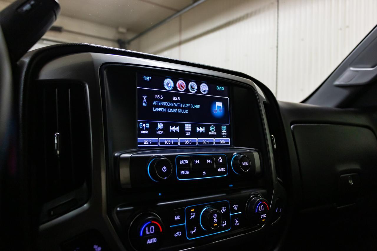 2018 Chevrolet Silverado 1500 4x4 Crew Cab LT Z71 BCam Red Deer AB