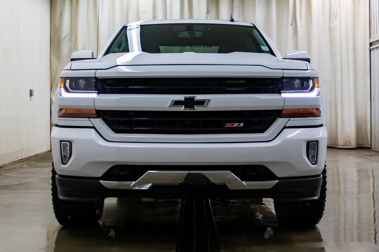 2018 Chevrolet Silverado 1500 4x4 Crew Cab LT Z71 BCam Red Deer AB