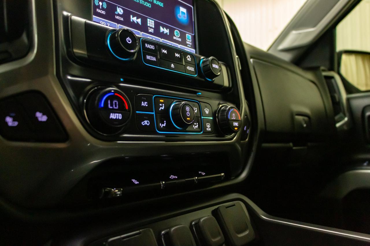 2018 Chevrolet Silverado 1500 4x4 Crew Cab LT Z71 BCam Red Deer AB