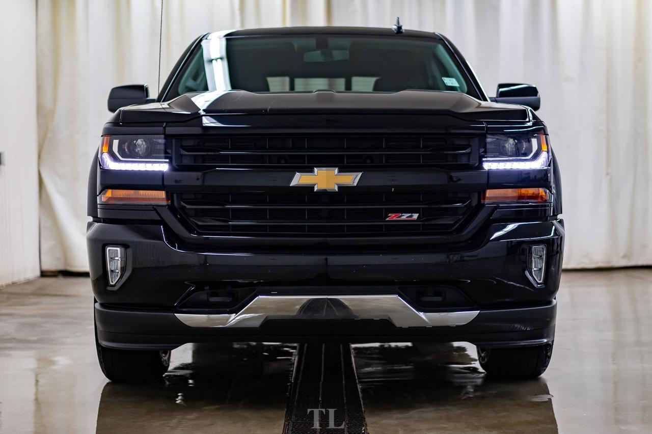 2018 Chevrolet Silverado 1500 4x4 Crew Cab LT Z71 BCam Red Deer AB