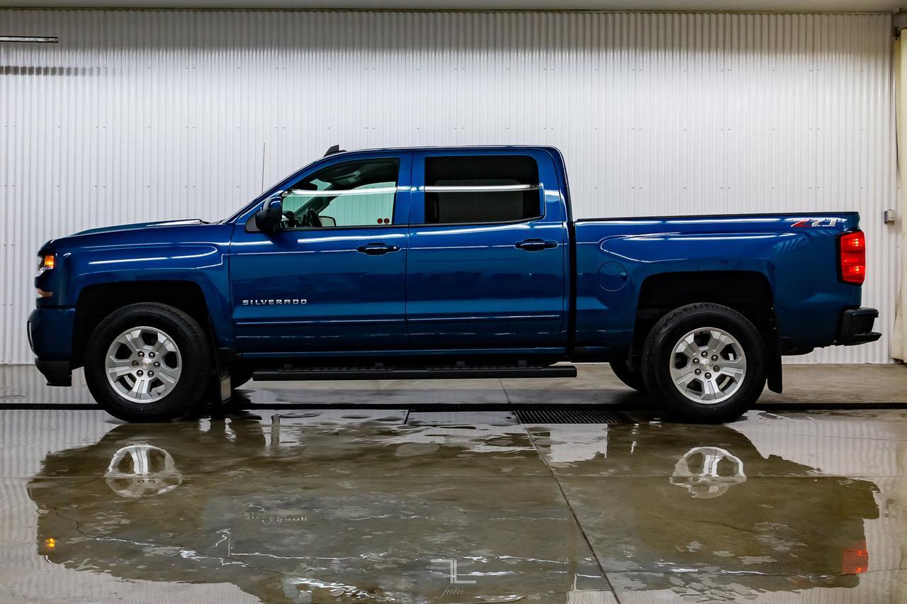 2018 Chevrolet Silverado 1500 4x4 Crew Cab LT Z71 BCam Red Deer AB