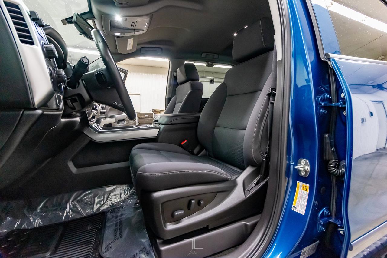 2018 Chevrolet Silverado 1500 4x4 Crew Cab LT Z71 BCam Red Deer AB