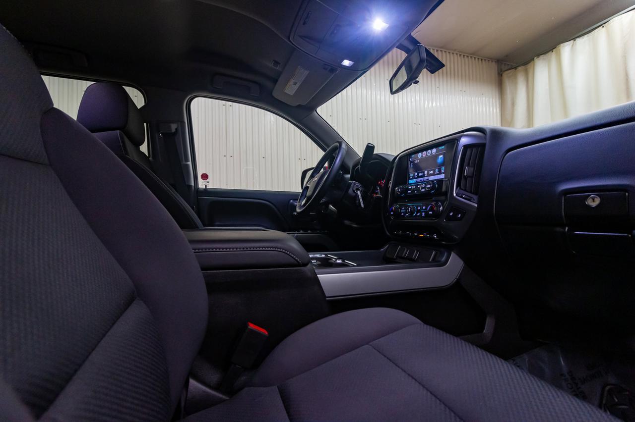 2018 Chevrolet Silverado 1500 4x4 Crew Cab LT Z71 BCam Red Deer AB