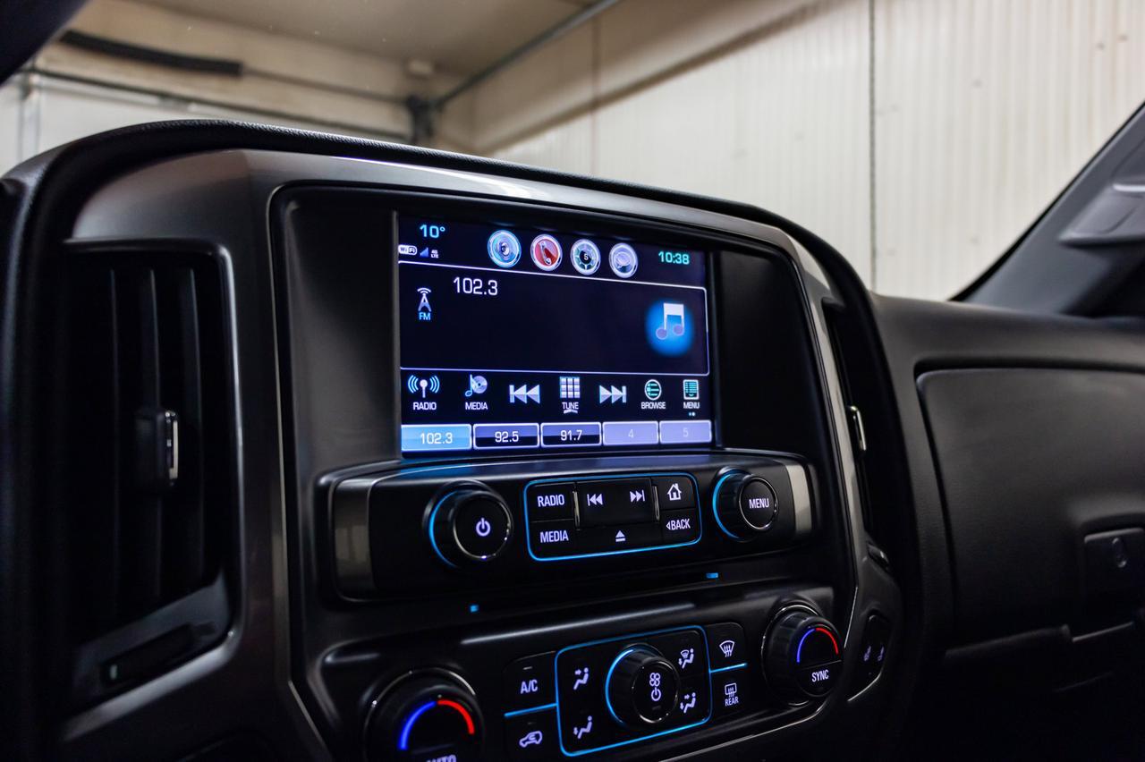 2018 Chevrolet Silverado 1500 4x4 Crew Cab LT Z71 BCam Red Deer AB