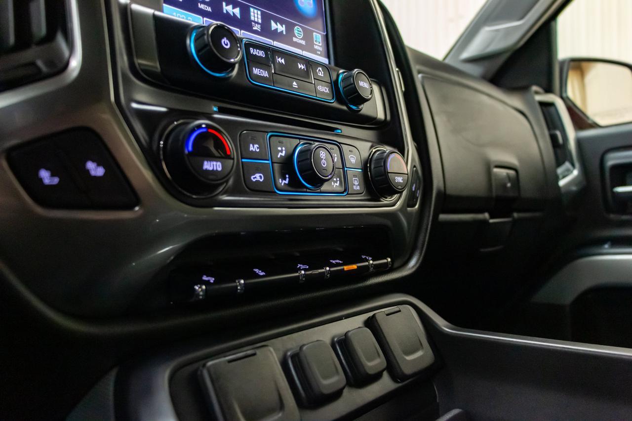 2018 Chevrolet Silverado 1500 4x4 Crew Cab LT Z71 BCam Red Deer AB