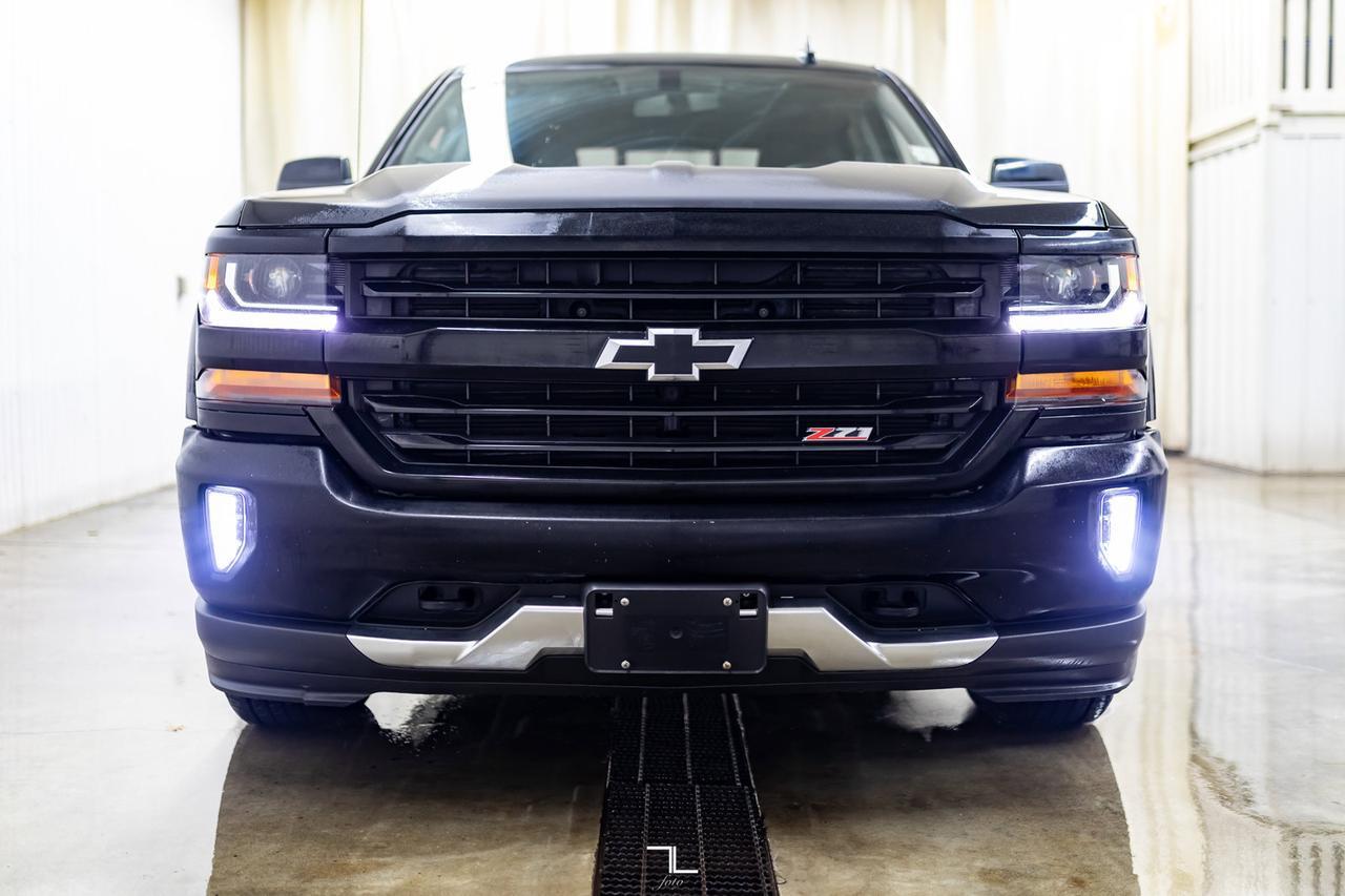 2018 Chevrolet Silverado 1500 4x4 Crew Cab LT Z71 BCam Red Deer AB