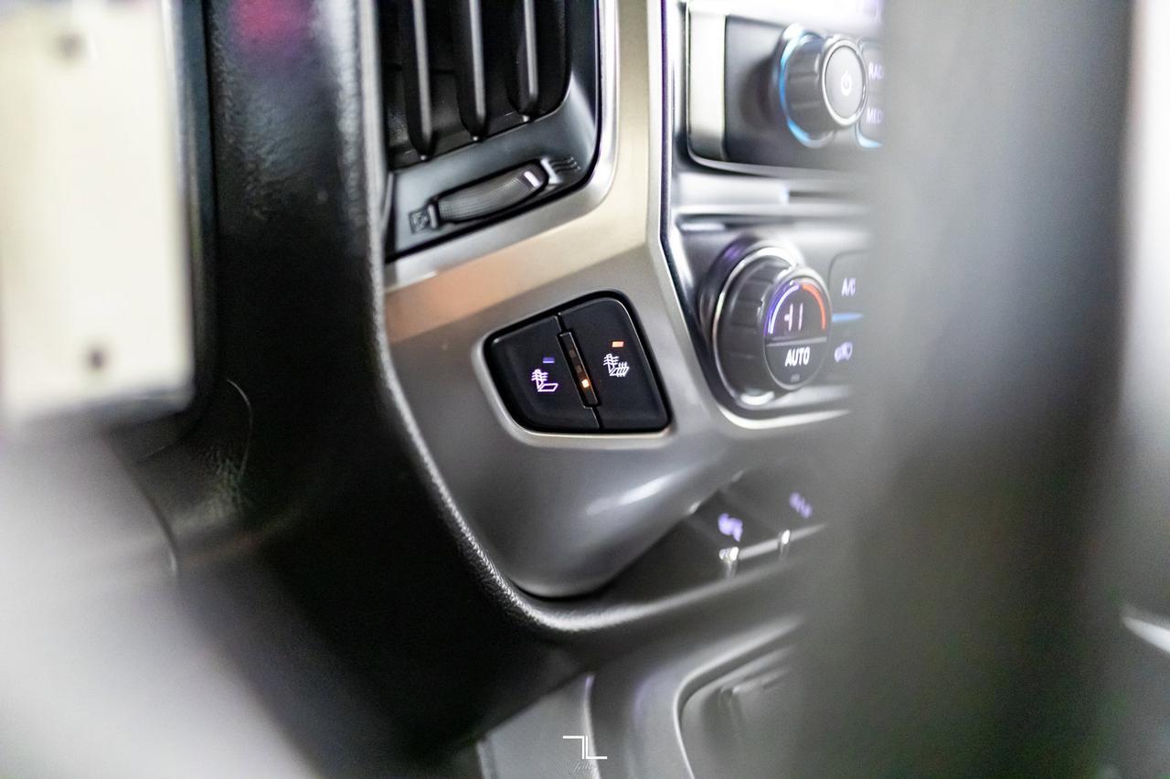 2018 Chevrolet Silverado 1500 4x4 Crew Cab LT Z71 BCam Red Deer AB