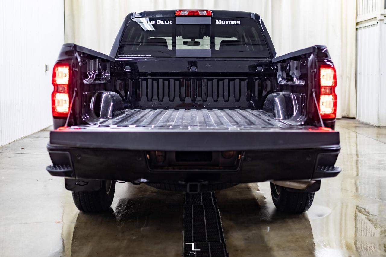 2018 Chevrolet Silverado 1500 4x4 Crew Cab LT Z71 BCam Red Deer AB