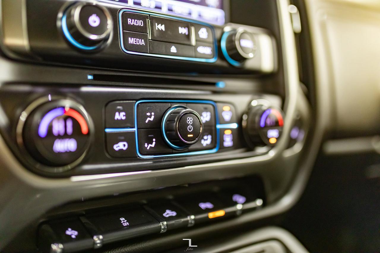 2018 Chevrolet Silverado 1500 4x4 Crew Cab LT Z71 BCam Red Deer AB