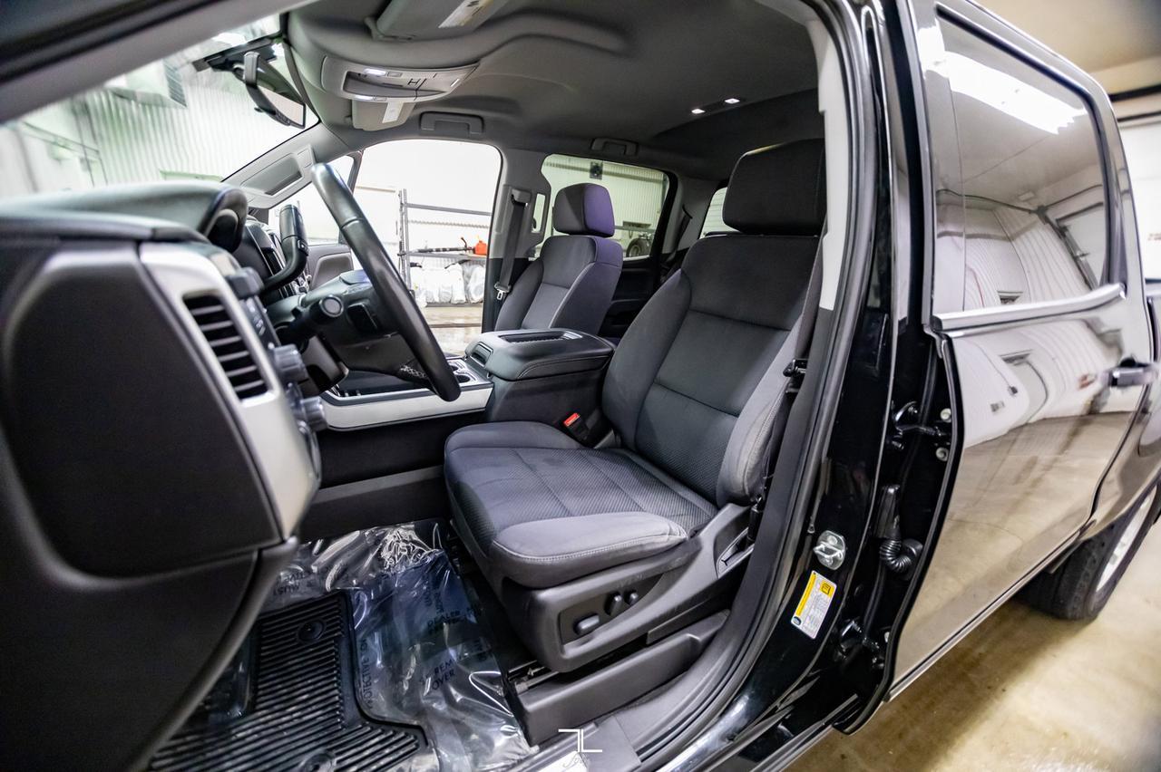 2018 Chevrolet Silverado 1500 4x4 Crew Cab LT Z71 BCam Red Deer AB