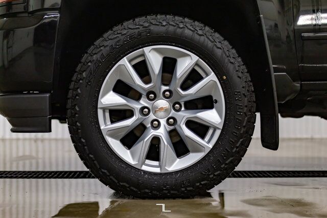 2018 Chevrolet Silverado 1500 4x4 Crew Cab LT Z71 Leather BCam Red Deer AB