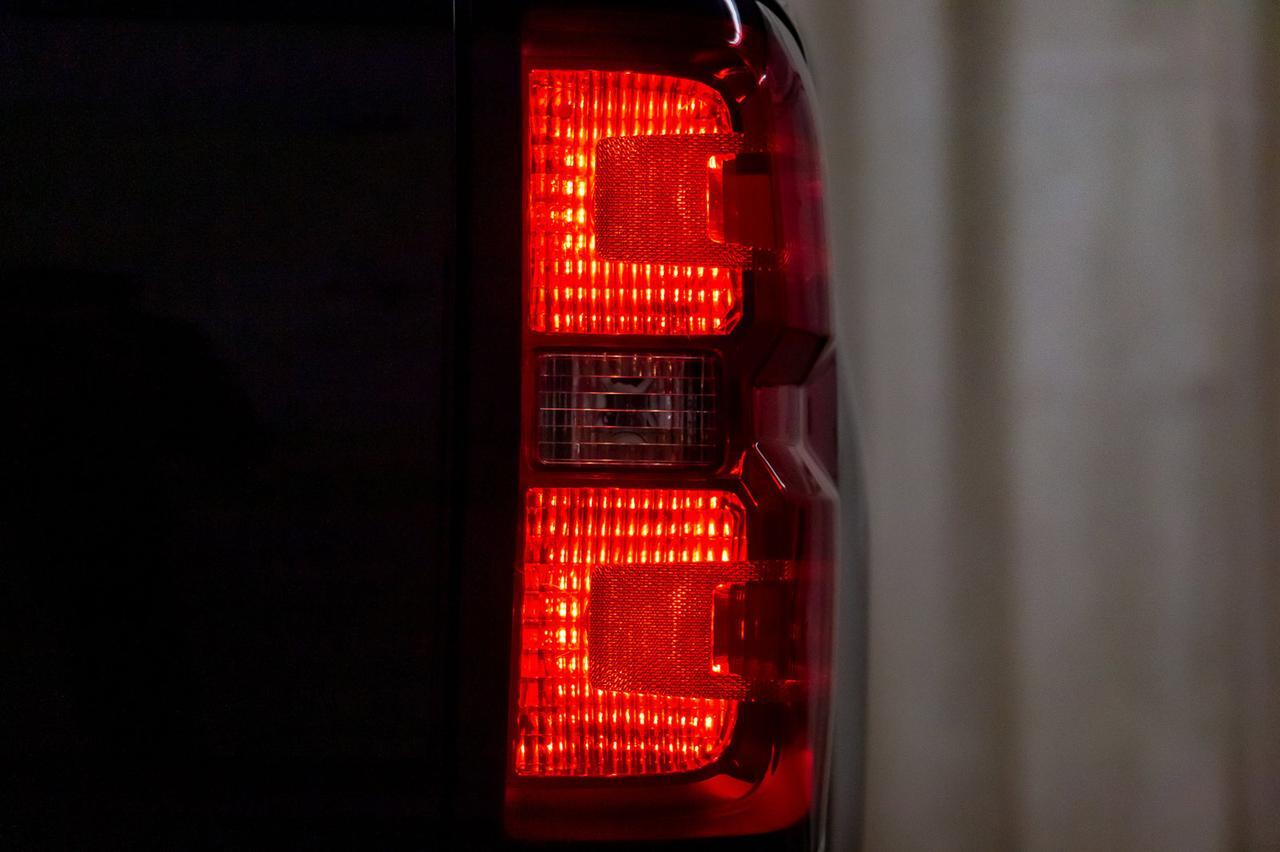 2018 Chevrolet Silverado 1500 4x4 Crew Cab LT Z71 Leather BCam Red Deer AB