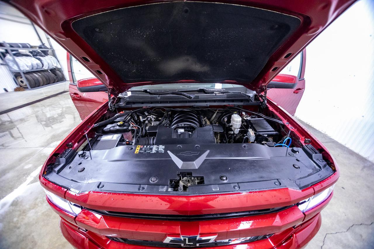 2018 Chevrolet Silverado 1500 4x4 Crew Cab LT Z71 Longbox BCam Red Deer AB