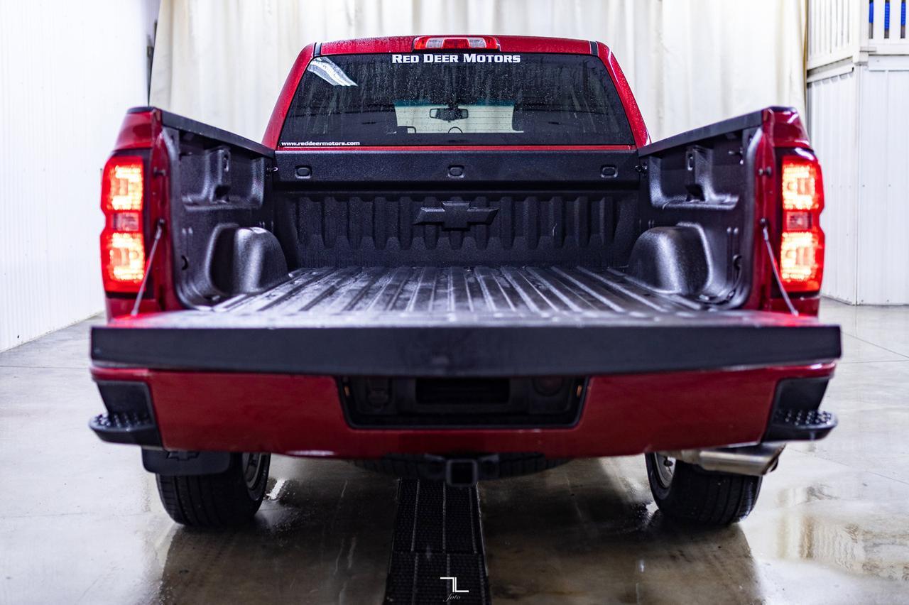 2018 Chevrolet Silverado 1500 4x4 Crew Cab LT Z71 Longbox BCam Red Deer AB