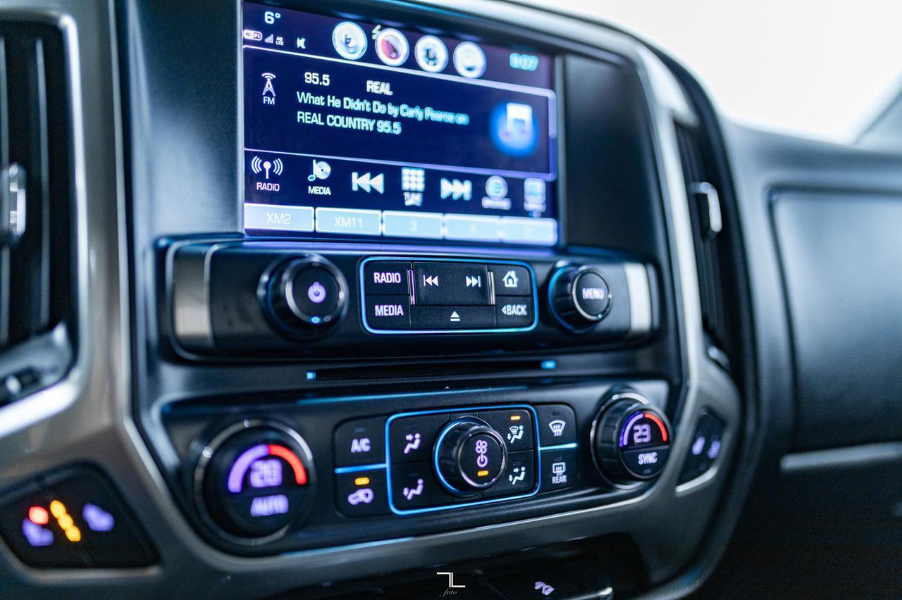 2018 Chevrolet Silverado 1500 4x4 Crew Cab LT Z71 Longbox BCam Red Deer AB