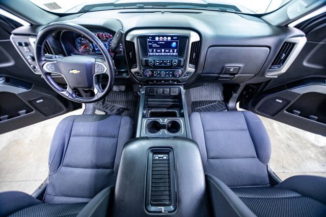 2018 Chevrolet Silverado 1500 4x4 Crew Cab LT Z71 PSeat BCam Red Deer AB