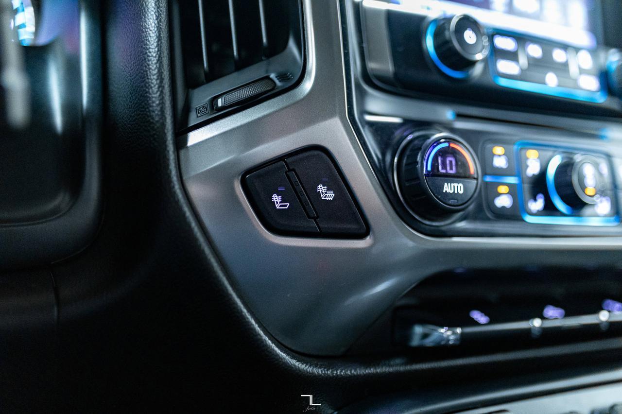 2018 Chevrolet Silverado 1500 4x4 Crew Cab LT Z71 PSeat BCam Red Deer AB