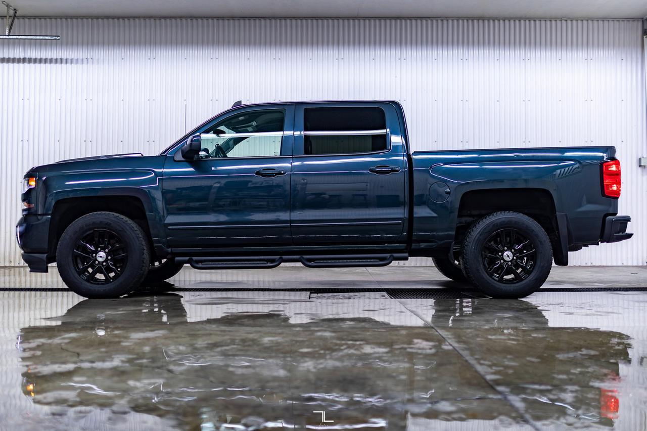 2018 Chevrolet Silverado 1500 4x4 Crew Cab LT Z71 PSeat BCam Red Deer AB