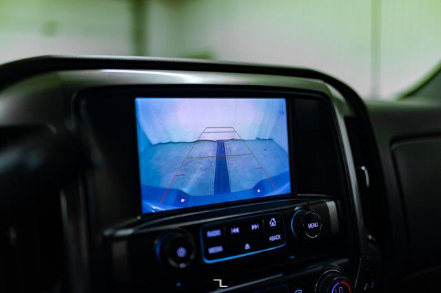 2018 Chevrolet Silverado 1500 4x4 Crew Cab LT Z71 PSeat BCam Red Deer AB