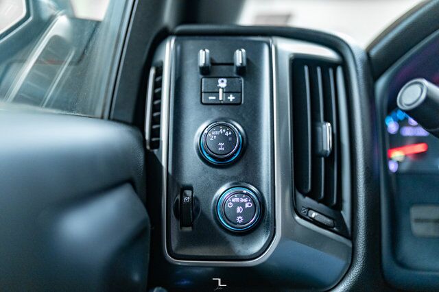 2018 Chevrolet Silverado 1500 4x4 Crew Cab LT Z71 PSeat BCam Red Deer AB