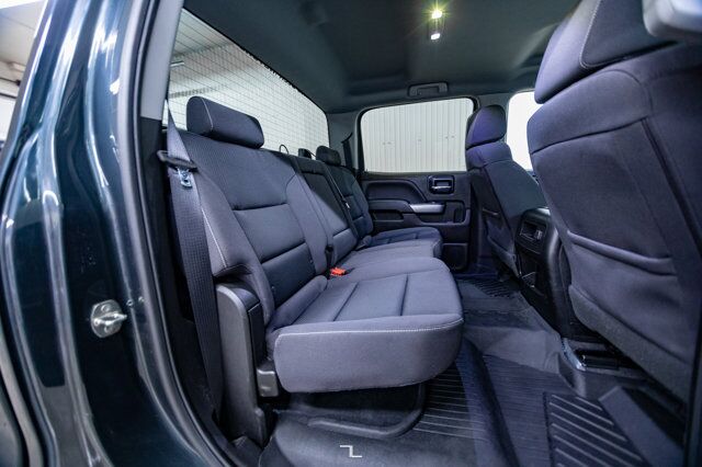 2018 Chevrolet Silverado 1500 4x4 Crew Cab LT Z71 PSeat BCam Red Deer AB