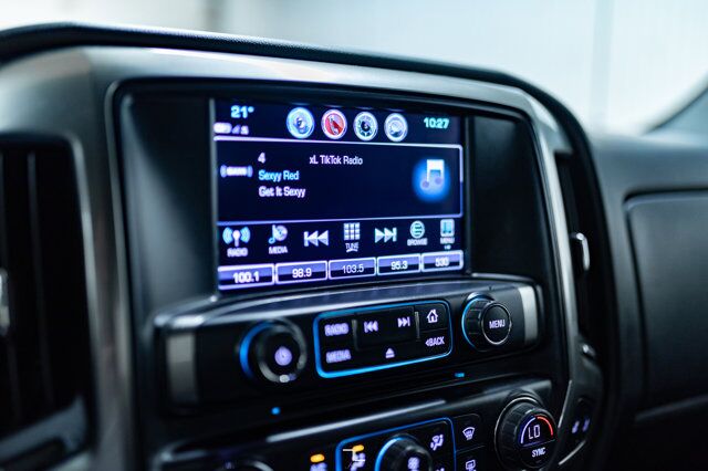 2018 Chevrolet Silverado 1500 4x4 Crew Cab LT Z71 PSeat BCam Red Deer AB