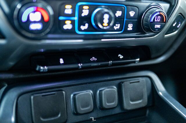 2018 Chevrolet Silverado 1500 4x4 Crew Cab LT Z71 PSeat BCam Red Deer AB