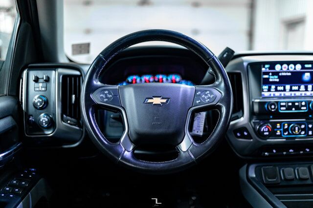 2018 Chevrolet Silverado 1500 4x4 Crew Cab LT Z71 PSeat BCam Red Deer AB