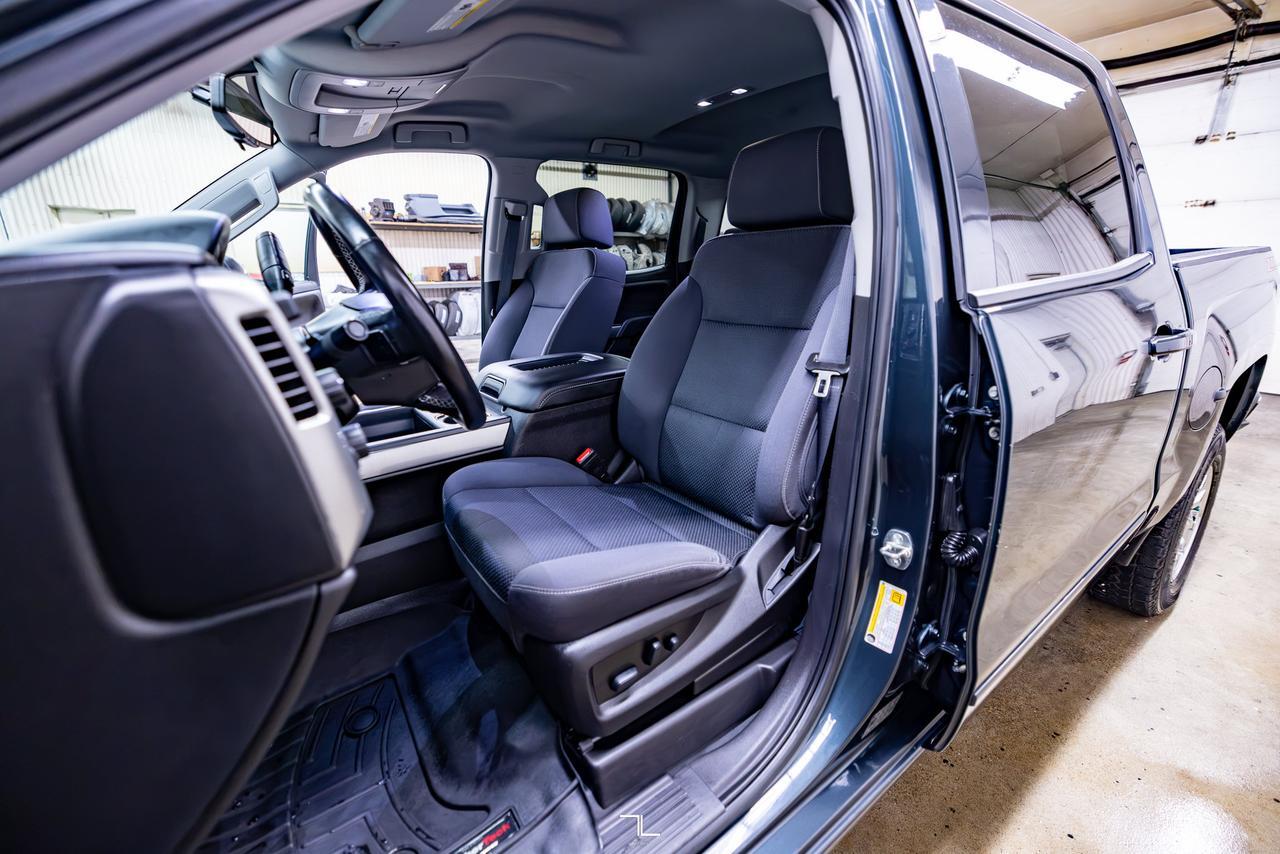2018 Chevrolet Silverado 1500 4x4 Crew Cab LT Z71 PSeat BCam Red Deer AB