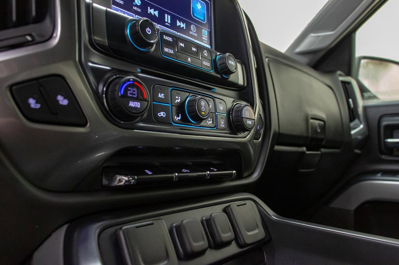 2018 Chevrolet Silverado 1500 4x4 Crew Cab LT Z71 Red Deer AB