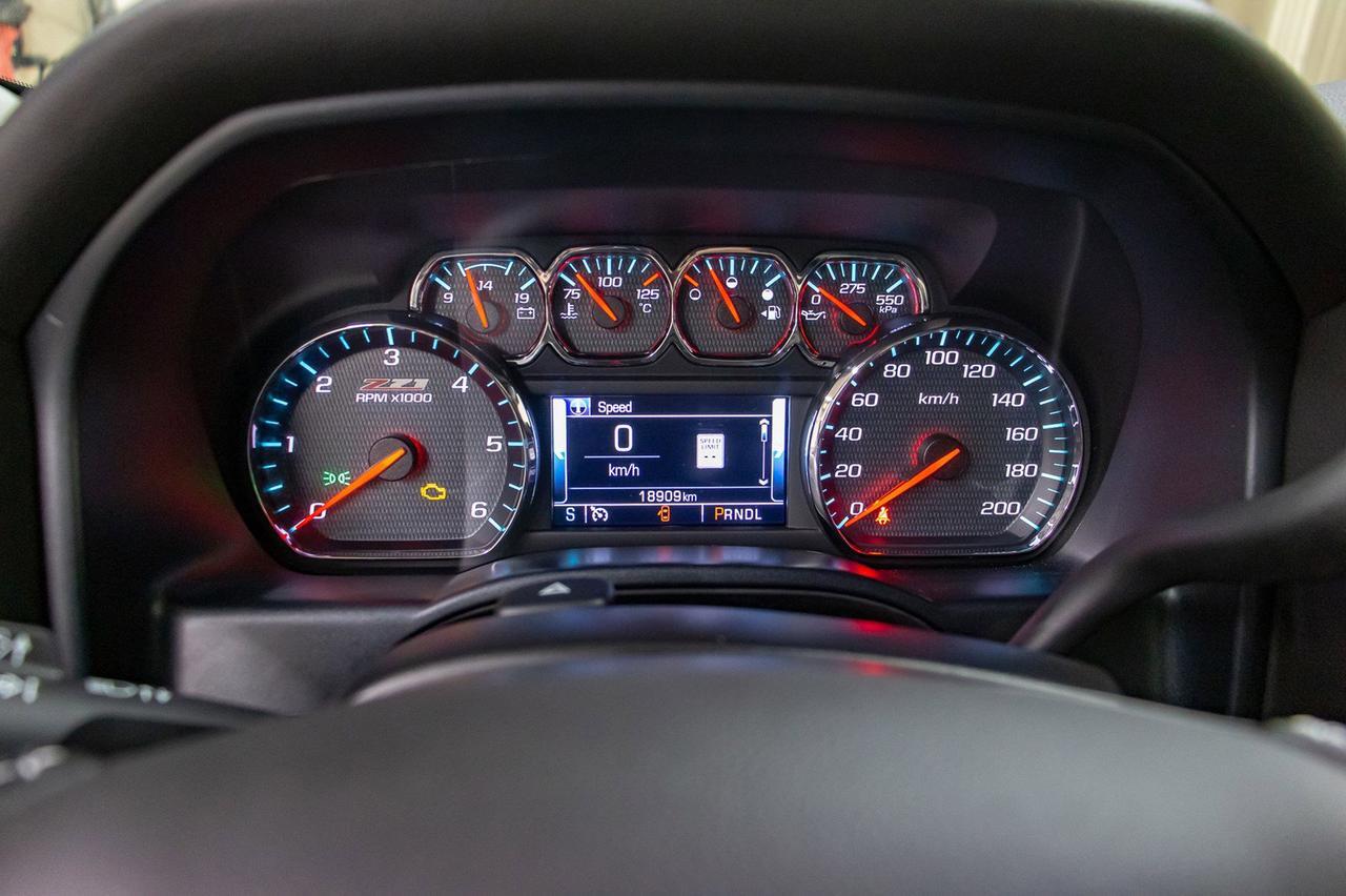 2018 Chevrolet Silverado 1500 4x4 Crew Cab LT Z71 Red Deer AB