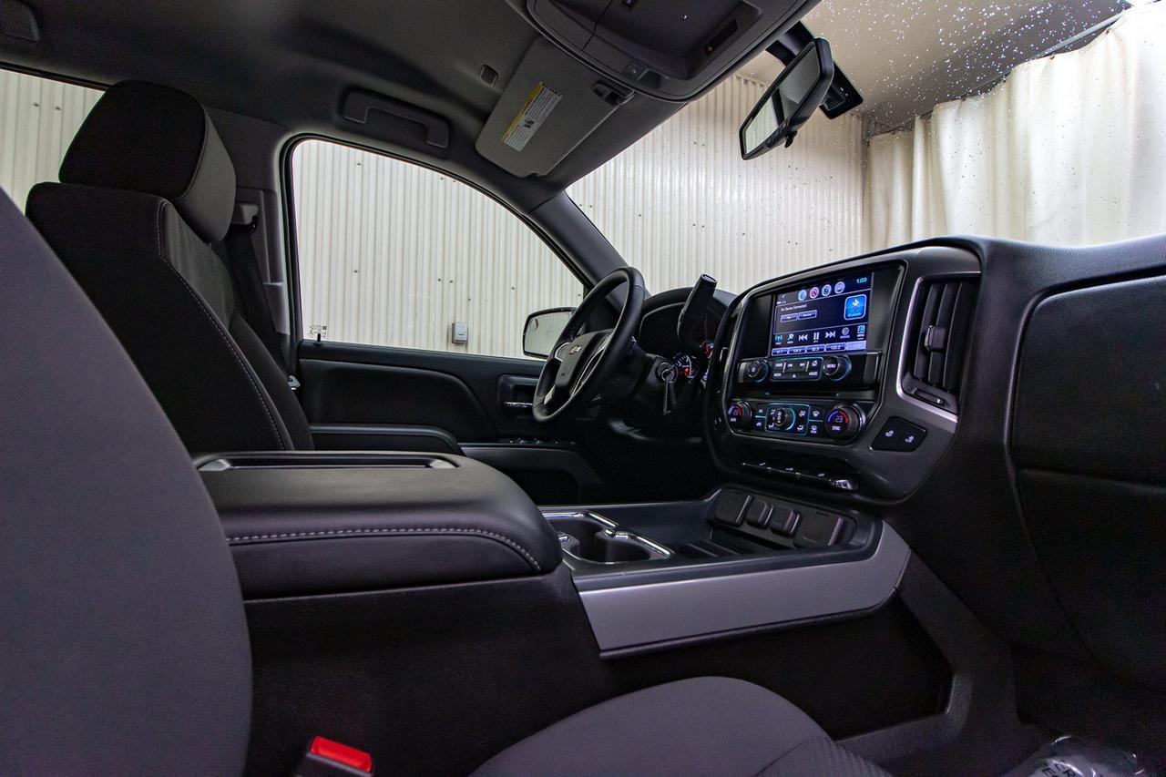 2018 Chevrolet Silverado 1500 4x4 Crew Cab LT Z71 Red Deer AB