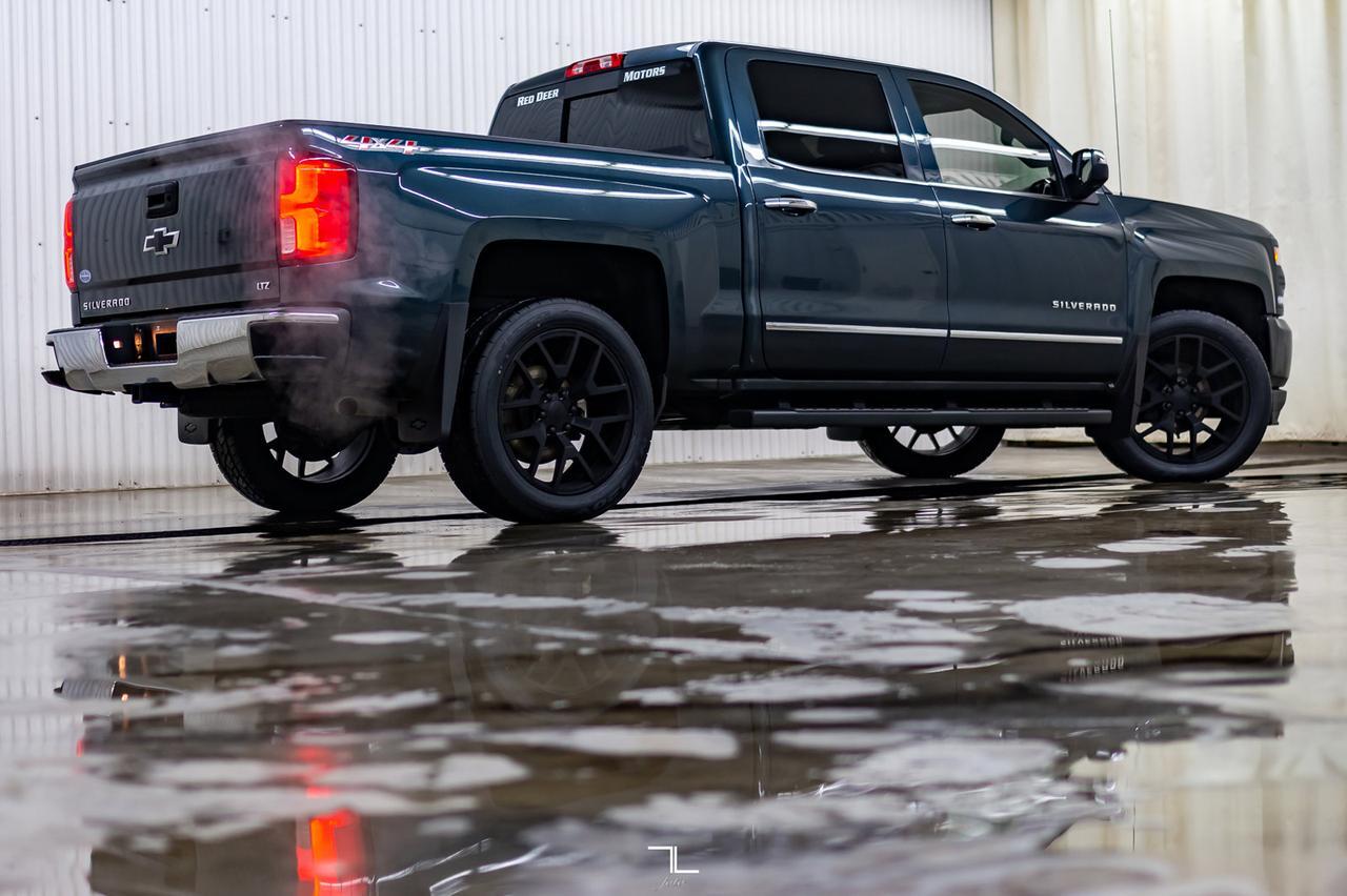 2018 Chevrolet Silverado 1500 4x4 Crew Cab LTZ Leather BCam Red Deer AB