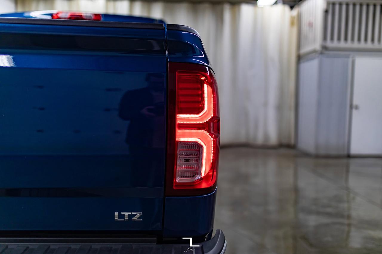 2018 Chevrolet Silverado 1500 4x4 Crew Cab LTZ Leather Roof BCam Red Deer AB