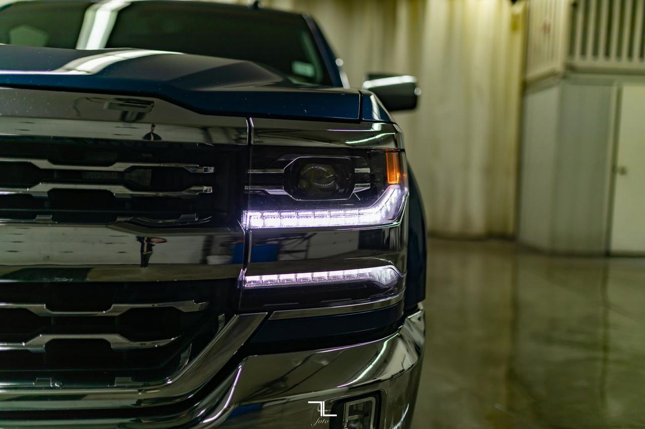 2018 Chevrolet Silverado 1500 4x4 Crew Cab LTZ Leather Roof BCam Red Deer AB