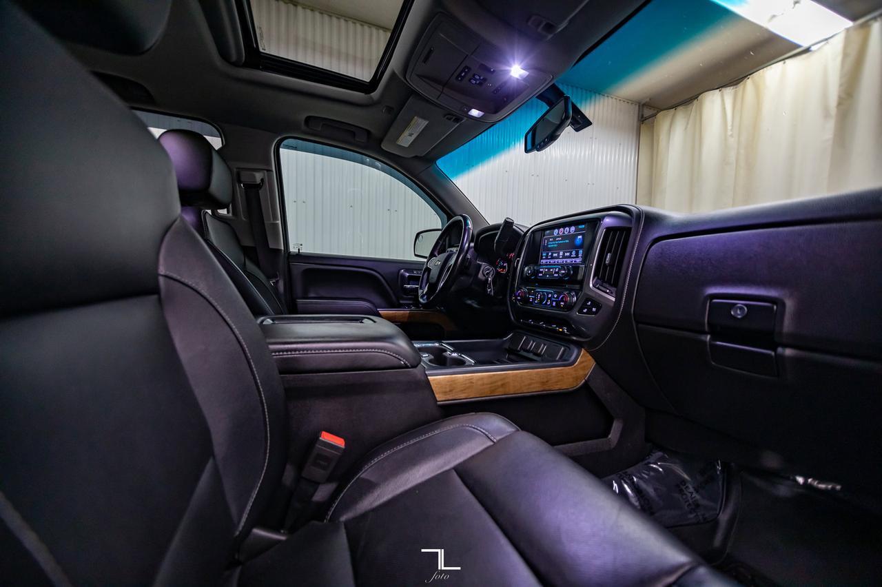 2018 Chevrolet Silverado 1500 4x4 Crew Cab LTZ Leather Roof BCam Red Deer AB