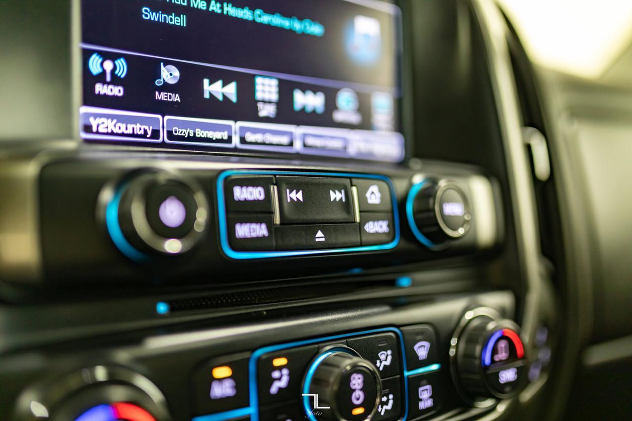 2018 Chevrolet Silverado 1500 4x4 Crew Cab LTZ Leather Roof BCam Red Deer AB