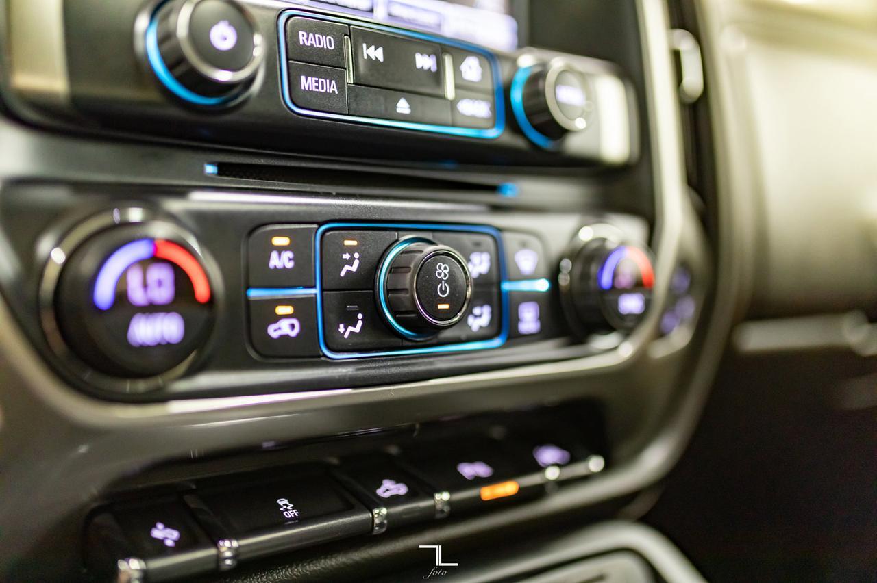 2018 Chevrolet Silverado 1500 4x4 Crew Cab LTZ Leather Roof BCam Red Deer AB