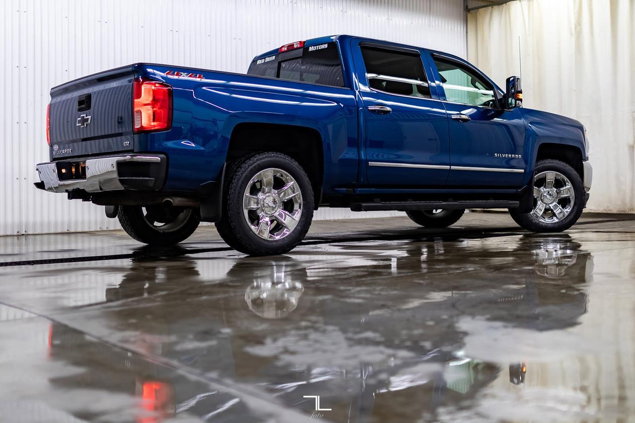 2018 Chevrolet Silverado 1500 4x4 Crew Cab LTZ Leather Roof BCam Red Deer AB