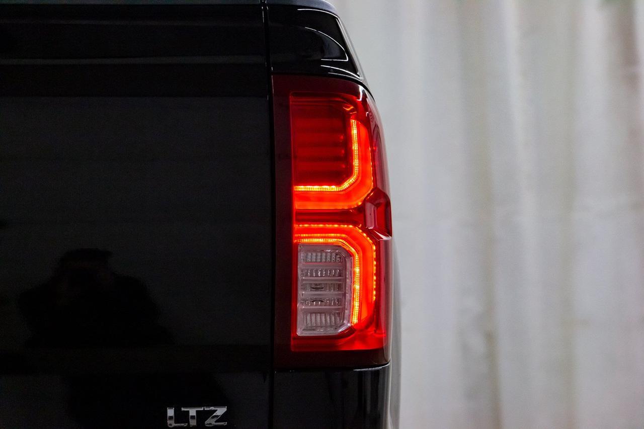2018 Chevrolet Silverado 1500 4x4 Crew Cab LTZ Leather Roof Nav Red Deer AB