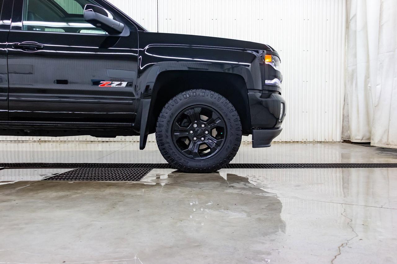 2018 Chevrolet Silverado 1500 4x4 Crew Cab LTZ Leather Roof Nav Red Deer AB