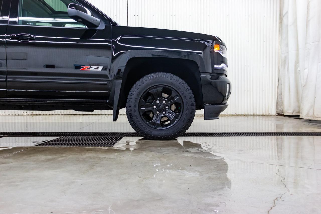 2018 Chevrolet Silverado 1500 4x4 Crew Cab LTZ Leather Roof Nav Red Deer AB