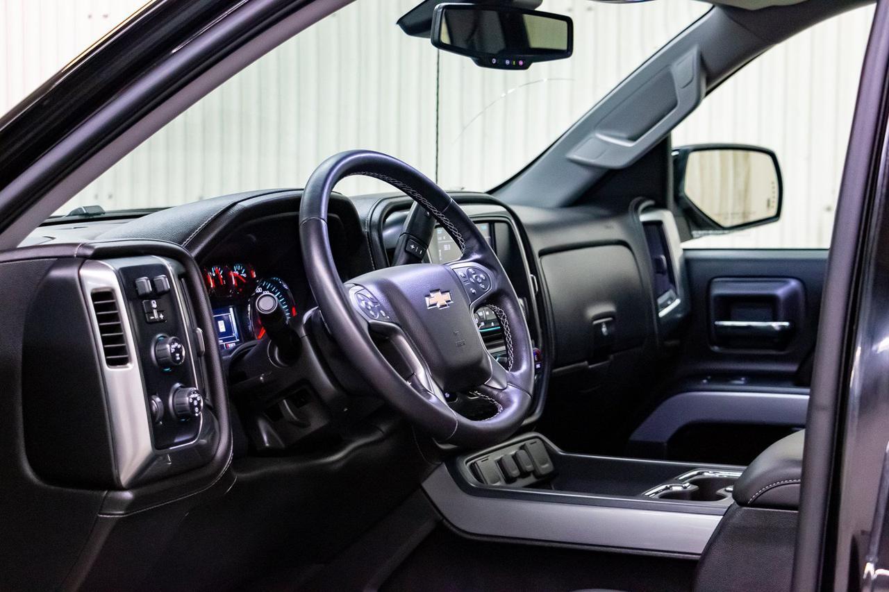 2018 Chevrolet Silverado 1500 4x4 Crew Cab LTZ Leather Roof Nav Red Deer AB