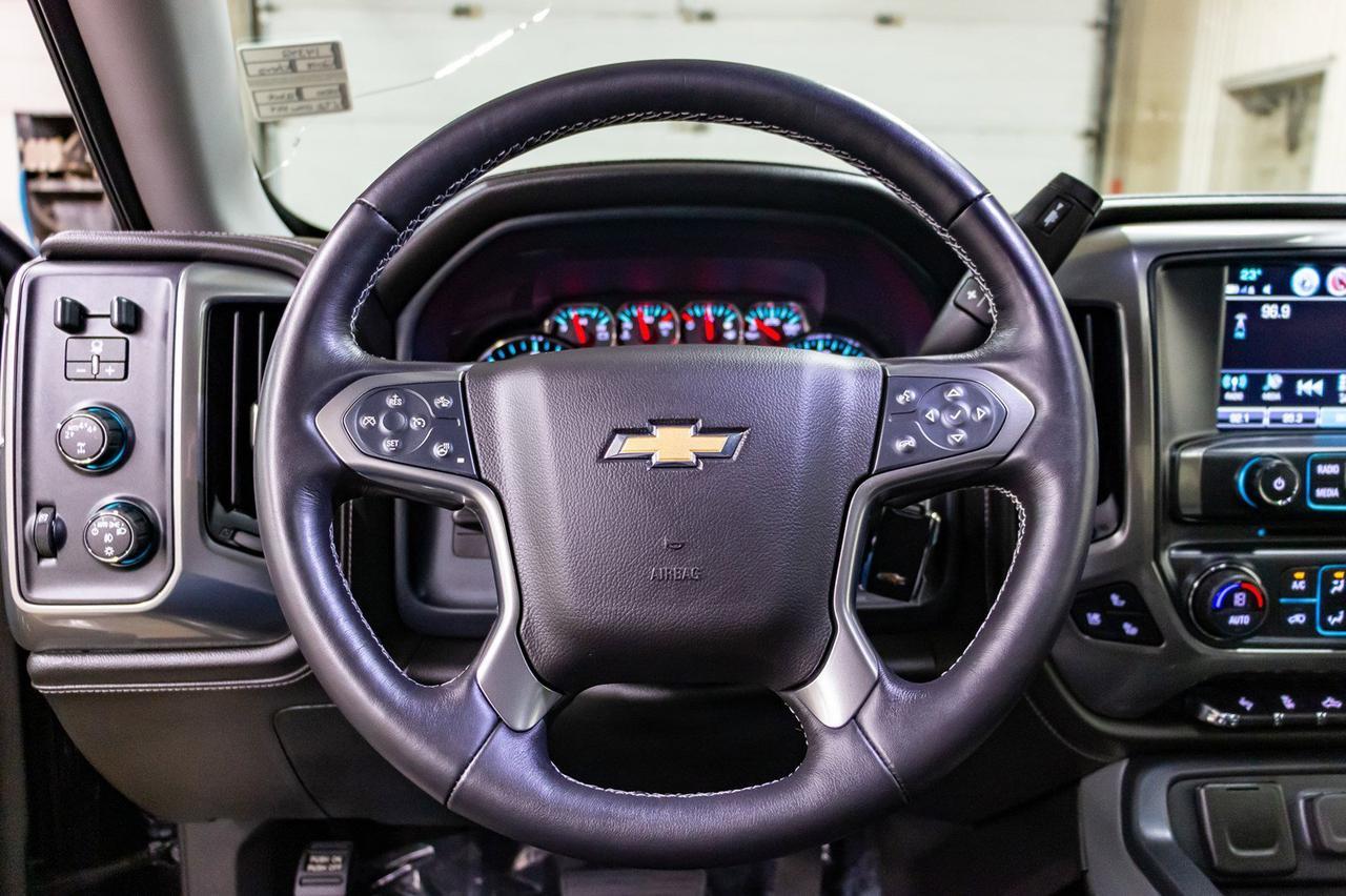 2018 Chevrolet Silverado 1500 4x4 Crew Cab LTZ Leather Roof Nav Red Deer AB