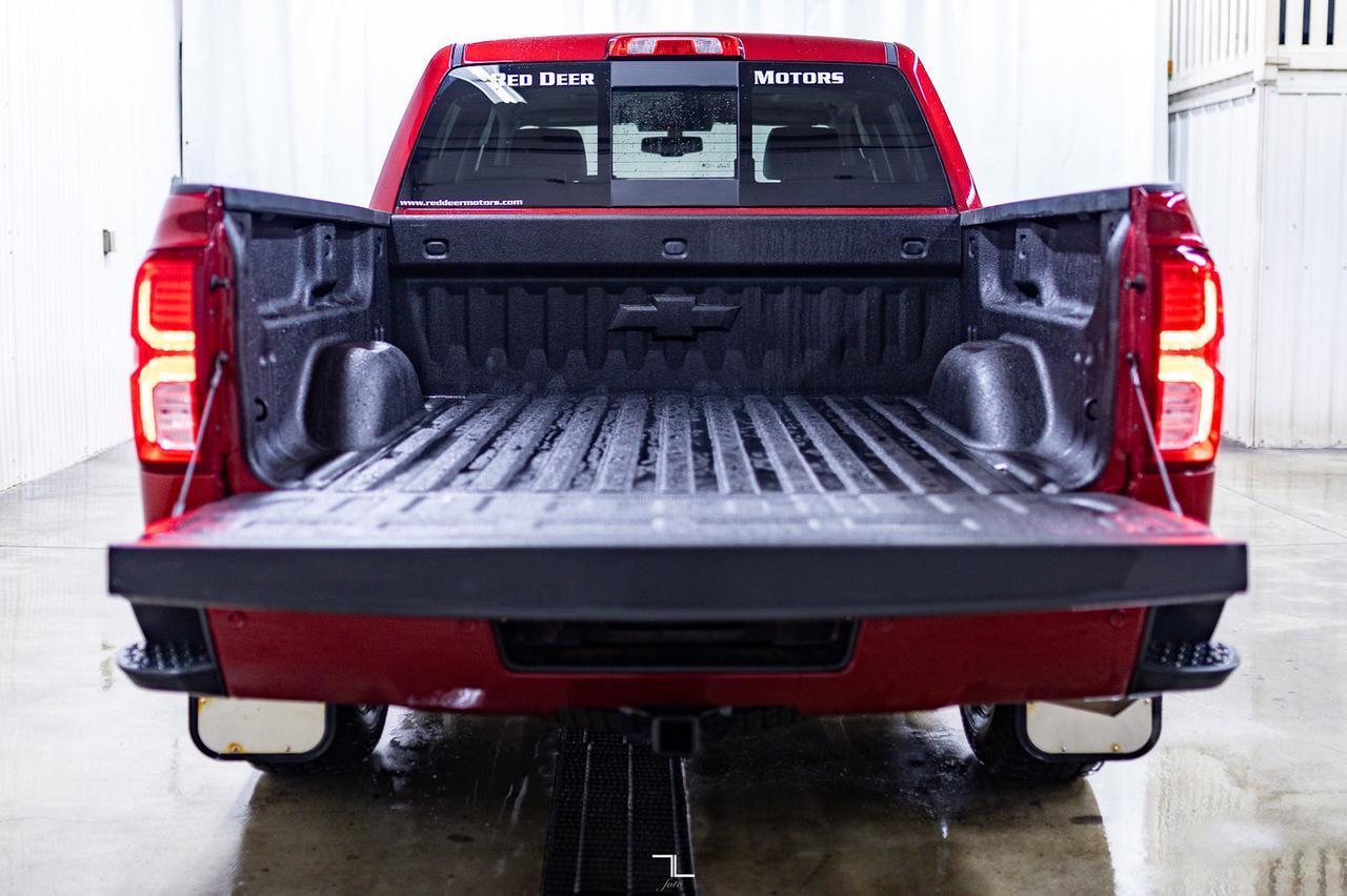 2018 Chevrolet Silverado 1500 4x4 Crew Cab LTZ Leather Roof Nav Red Deer AB